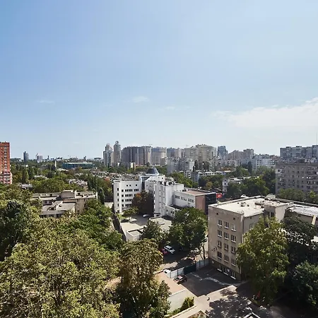 Acropolis מלון דירות